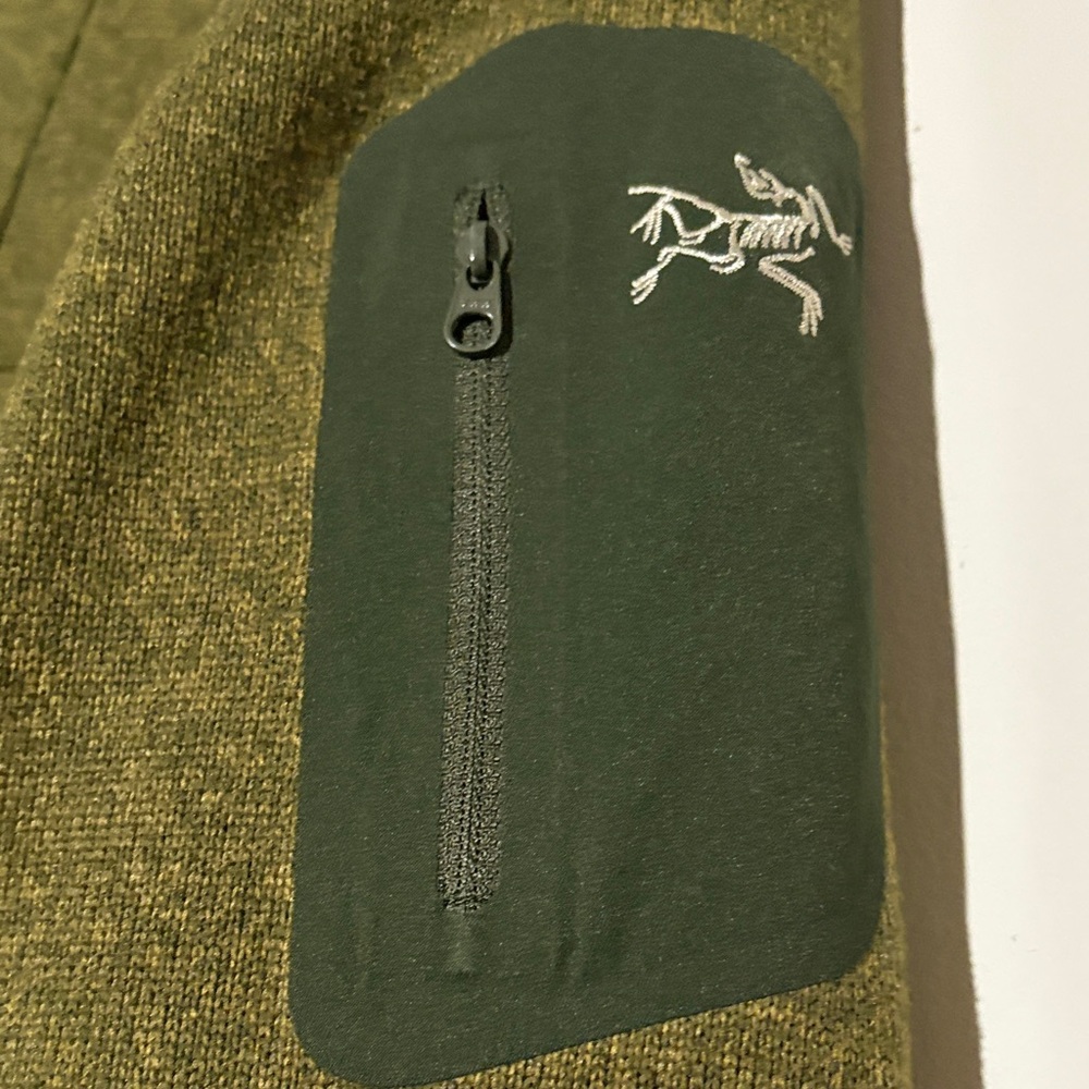 Arc'teryx Forest Green Performance Jacket - image 7